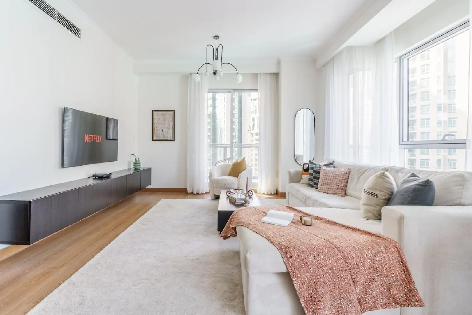 Guestready - Modern White With Dubai Fountain View Apartment