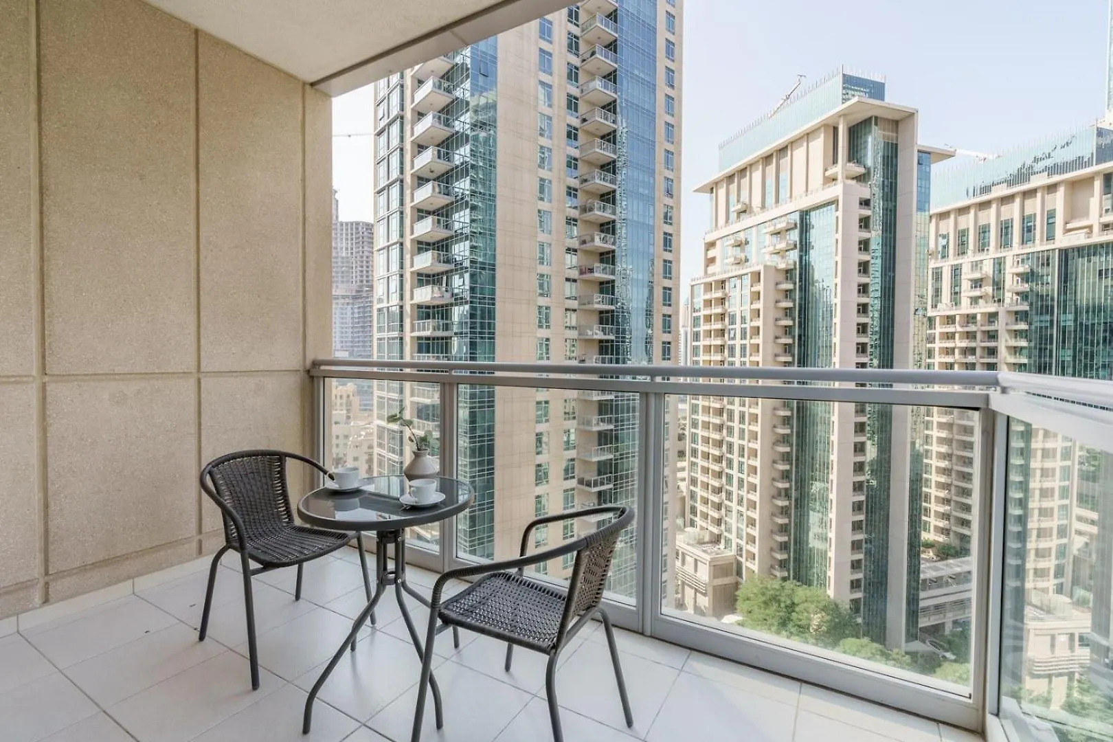 Guestready - Modern White With Dubai Fountain View Apartment
