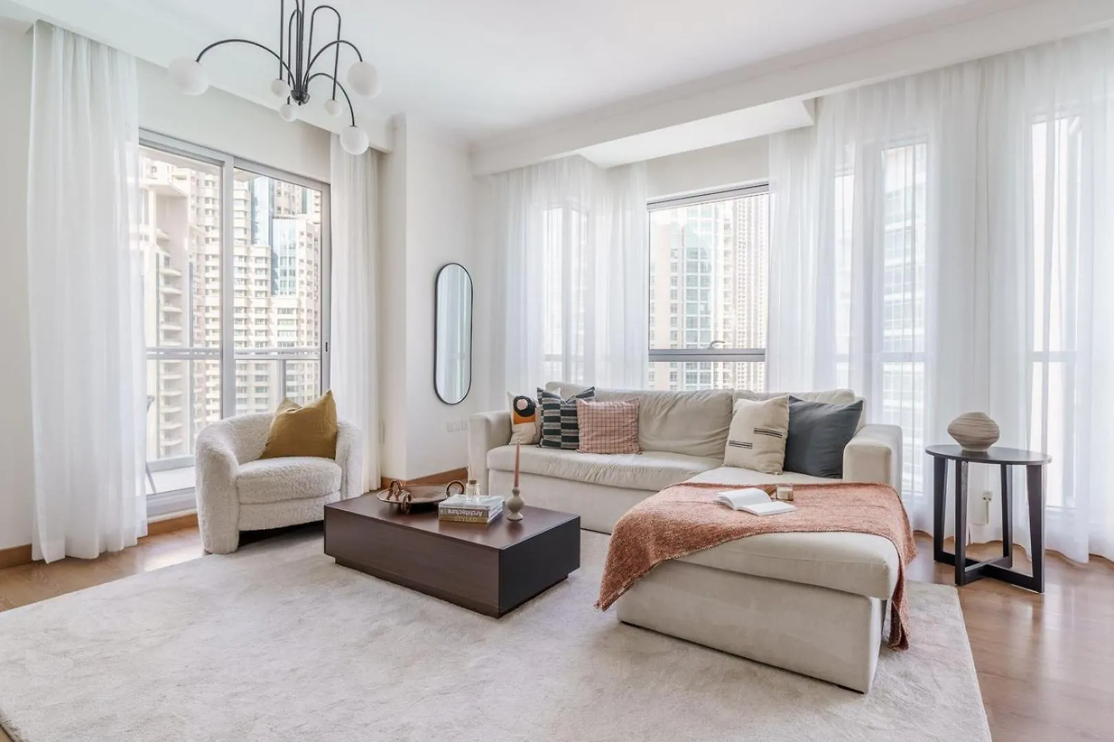 Guestready - Modern White With Dubai Fountain View Apartment