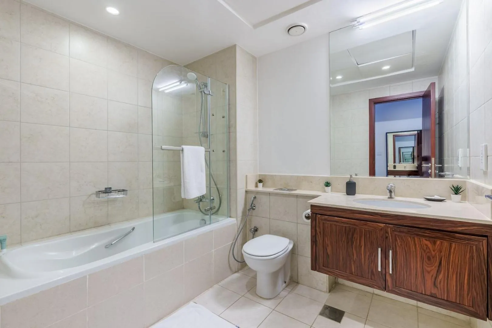 Apartmán Guestready - Modern White With Dubai Fountain View Spojené arabské emiráty